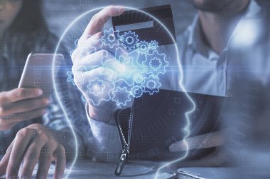 Kredi kartı ve beyin hologramı çizimi yapan bir kadınla erkeğin online alışverişe iki kez çıkmaları. Ai ve E-ticaret çevrimiçi ücret konsepti.