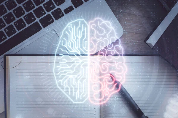Podwójna ekspozycja hologramu rysunku mózgu na tle stołu roboczego z komputerem. Pojęcie dużych zbiorów danych. — Zdjęcie stockowe