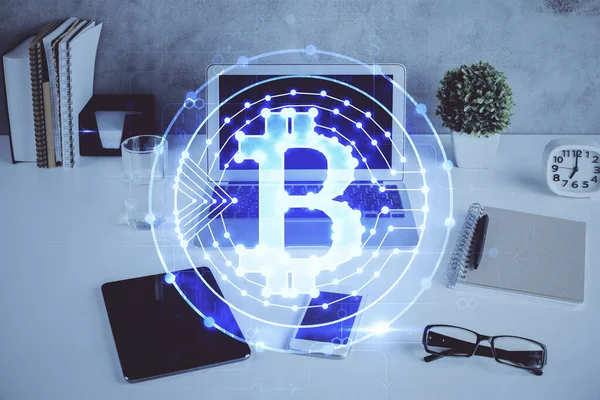 Double exposure of blockchain and crypto economy theme hologram and table with computer background. Concept of bitcoin cryptocurrency. — Stock Photo, Image
