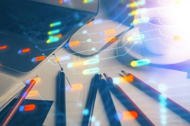 Arka planda bilgisayar ve teknik tema çizimi olan iki kat masaüstü görüntüsü. Büyük veri kavramı.