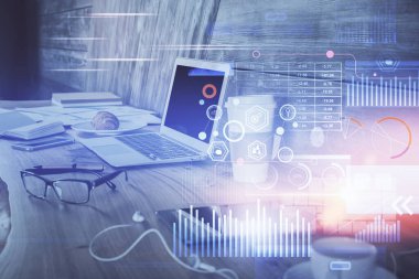 Bilgisayar ve teknoloji temalı holograma çifte maruz kalma. Serbest çalışma kavramı.