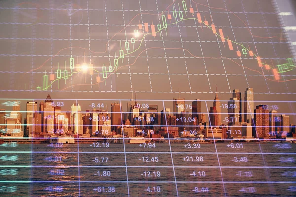 Forex chart a városkép magas épületek háttér multi expozíció. Pénzügyi kutatási koncepció. — Stock Fotó