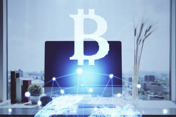 Doble exposición de blockchain y economía criptográfica tema holograma y tabla con fondo de la computadora. Concepto de criptomoneda bitcoin. — Foto de Stock