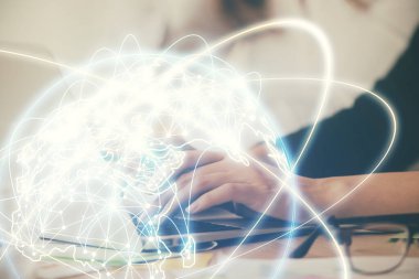 Kadın elinin bilgisayar ve iş temalı hologram çizimlerinde çok fazla pozlanması. Başarı konsepti.