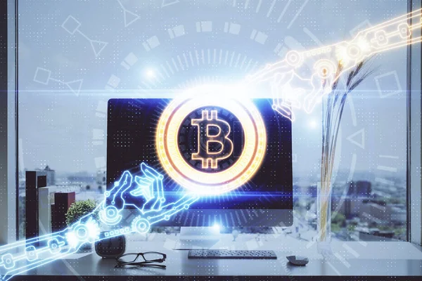 Engelleme zinciri ve kripto ekonomi temalı hologram ve bilgisayar geçmişi olan bir masa. Bitcoin kripto para kavramı. — Stok fotoğraf