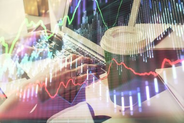 Bilgisayarda ve ön x grafik hologram çiziminde kadın eli yazarken çift pozlama. Borsa yatırım kavramı.