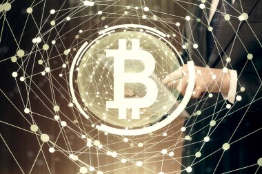 Erkeklerin el ele tutuşmalarının ve telefon ve kripto para birimi engelleme teması çiziminin iki kez görüntülenmesi.