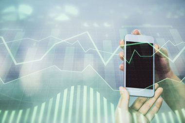 Ön x grafik çizimine çift pozlama hologram ve cep telefonu kullanan bir kadın. Borsa konsepti.