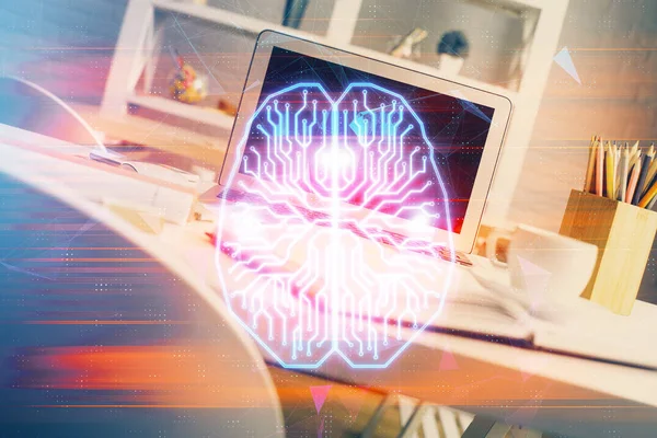 업무 공간에 컴퓨터와 인간의 뇌가 두 번 노출되면 홀로그램이 그려진다. 뇌우 개념. — 스톡 사진