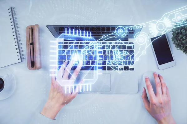 Doble exposición de las manos de las mujeres que trabajan en la computadora y el tema de datos holograma dibujo. Vista superior. Concepto tecnológico. — Foto de Stock