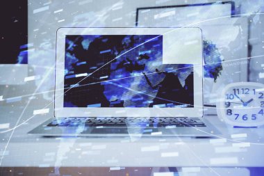 Teknoloji temalı çizim ve bilgisayarla çalışma alanı. Çifte maruziyet. Yenilik kavramı.