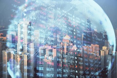 İş temalı hologram çizimine ve şehrin arka planına çifte maruz kalma. Başarı kavramı.