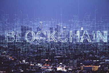 Kripto para birimi temalı hologram çizimine ve şehrin arka planına çoklu maruz kalma. Engelleme zinciri ve bitcoin kavramı.