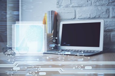 Masaüstü bilgisayarı ve teknoloji temalı holograma çift pozlama. Yazılım geliştirme kavramı.