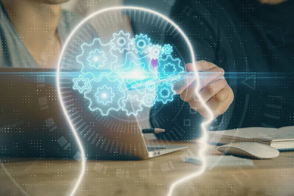 Бізнесмен з комп'ютерним фоном з голограмою теми мозку. Концепція мозкового штурму. Мульти експозиція . — стокове фото