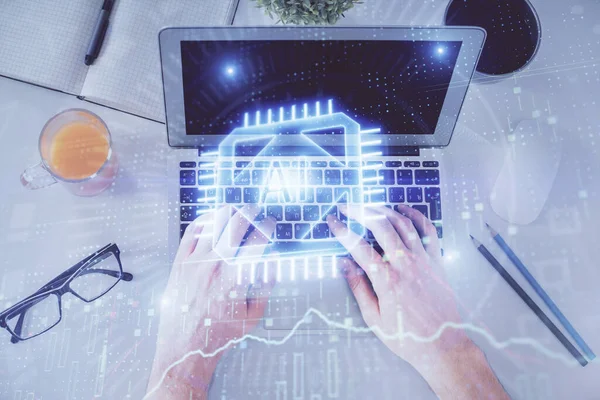 Multi exponering av män händer skriva över datorns tangentbord och data tema hologram ritning. Högst upp. Teknikkoncept. — Stockfoto