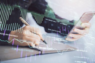 Ön x grafik çizimine çift pozlama hologram ve cep telefonu kullanan bir kadın. Borsa konsepti.