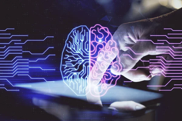 Erkeklerin el ele tutuşup dijital bir cihaz ve beyin hologramı çizimleri kullanırken çift pozlama. Veri kavramı. — Stok fotoğraf