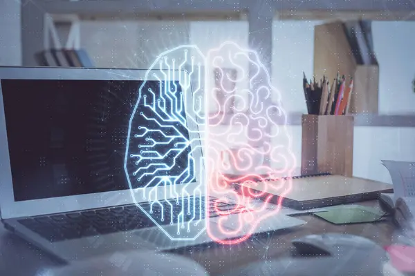 Dubbele belichting van werktafel met computer en hersenschets hologram. Brainstormconcept. — Stockfoto