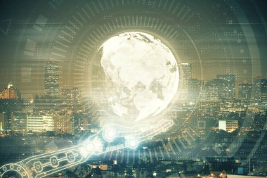 Şehir görünümünde harita ve veri temalı hologram ile gökdelenler arka planda çift pozlama. İş kavramında uluslararası teknoloji.
