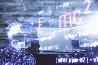 Masaüstü bilgisayar arkaplanı ve formül hologram yazımı. Çifte maruziyet. Eğitim kavramı.