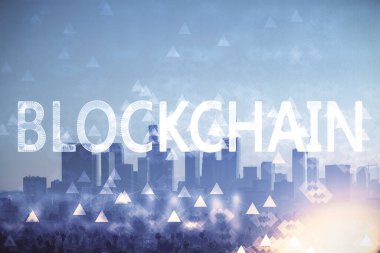 Kripto para birimi temalı hologram çizimi ve şehrin veiw arka planına çift pozlama. Engelleme zinciri ve bitcoin kavramı.