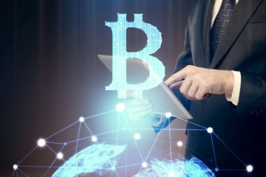 Erkeklerin el ele tutuşmalarının ve telefon ve kripto para birimi engelleme teması çiziminin iki kez görüntülenmesi.