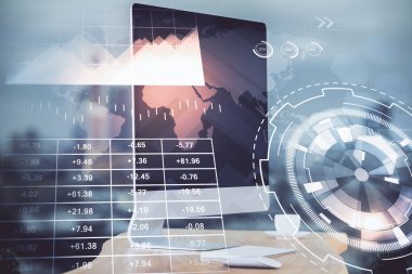 Borsa grafiği ve bilgisayar geçmişi olan tablolar. Çoklu maruz kalma. Mali analiz kavramı.