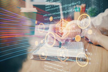 Veri çözeltisi hologramı ile arka plan üzerine yazılan ellere çoklu maruz kalma. Teknoloji konsepti.