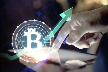 Erkeklerin el ele tutuşmalarının ve telefon ve kripto para birimi engelleme teması çiziminin iki kez görüntülenmesi.