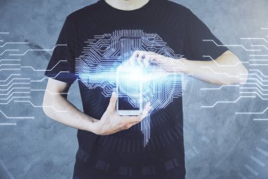 Bir adamın elini tutarken ve dijital bir cihaz ve beyin hologramı çizerken çift pozlama. Veri kavramı.