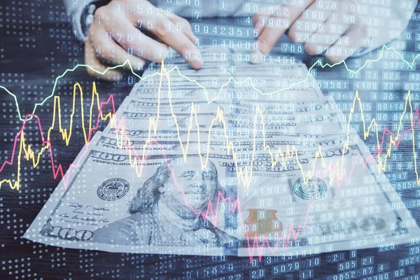 Mehrfachbelichtung von Forex-Graphen mit Hologramm und US-Dollarscheinen und Menschenhänden. Konzept der Technischen Analyse. — Stockfoto