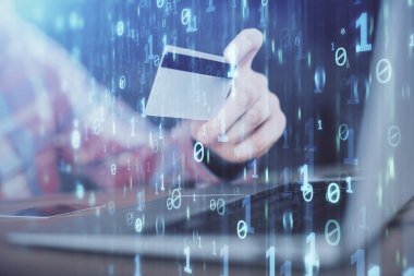 Elinde kredi kartı ve veri teması çizimi olan bir adamın ellerine iki kez maruz kalmış. E-ticaret ve teknoloji kavramı.