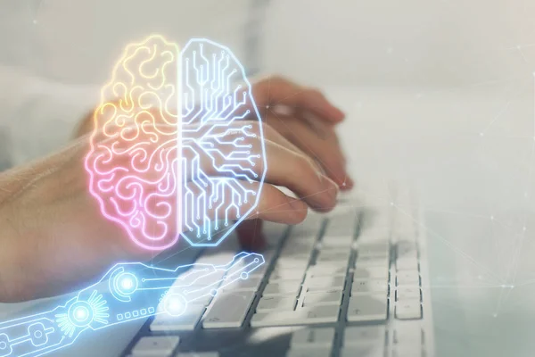 Muž s počítačovým zázemím s mozkovým hologramem. Koncept mozkového kmene. Dvojitá expozice. — Stock fotografie