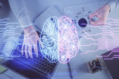 Bilgisayar klavyesini ve beyin hologramı çizimlerini yazarken çift pozlama. Üst Manzara. Ai ve veri teknolojisi kavramı.