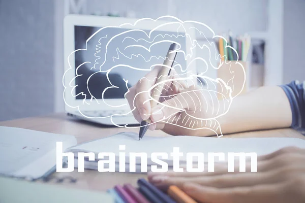 Beginnen Sie mit dem kreativen Zeichnen über hautnahe Hand auf Hintergrund. Konzept des Brainstormings. Mehrfachbelichtung — Stockfoto