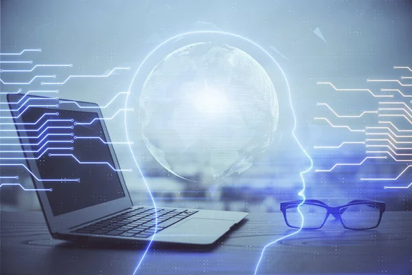 Bilgisayar Beyin Hologramı Ile Çalışma Masasının Çoklu Açığı Beyin Fırtınası — Stok fotoğraf