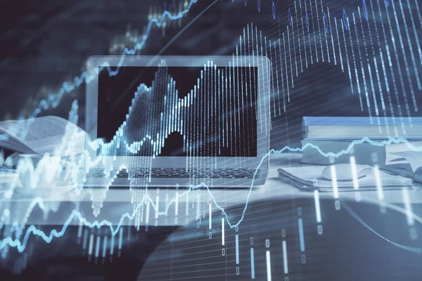 株式市場のグラフとコンピュータの背景を持つテーブル 多重露光 金融分析の概念 — ストック写真