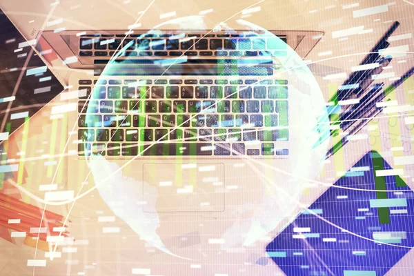 Hologrammzeichnungen Zum Thema Business Über Dem Computer Auf Dem Desktop — Stockfoto