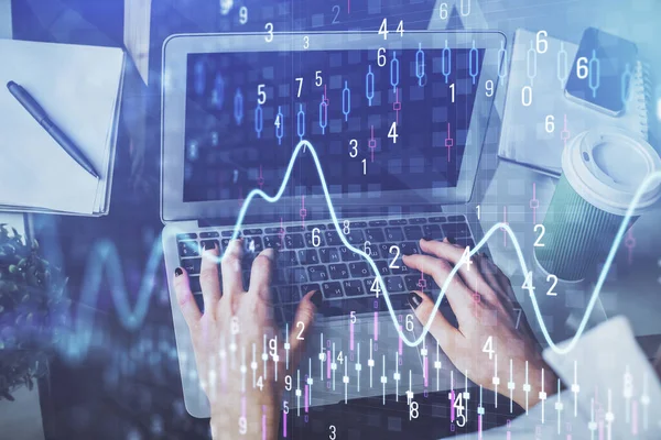 Dubbel Exponering Kvinnliga Händer Skriva Dator Och Forex Diagram Hologram — Stockfoto