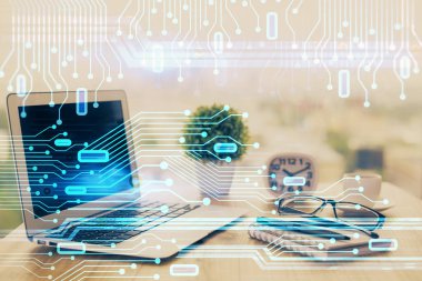 Arka planda bilgisayar ve teknik tema çizimi olan iki kat masaüstü görüntüsü. Büyük veri kavramı.