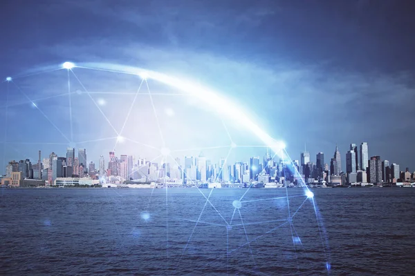 Sosyal ağ tema çizimi ve şehir manzarası arka planına çift pozlama. Bağlantı insanları kavramı.