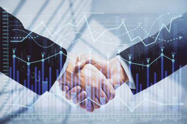 Forx grafik hologramı ve iki adamın el sıkışması. Borsa konsepti.