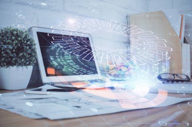 Kişisel bilgisayar ve teknik tema çizimi ile masaüstü çok açıkta. Büyük Veri Kavramı.