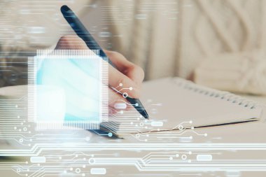 Önünde veri çözeltisi hologramı olan arka planda el yazısına çifte maruz kalma. Teknoloji konsepti. Kapat.