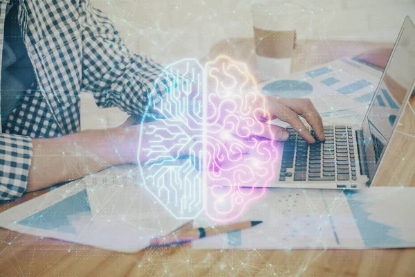 Hombre Escribiendo Fondo Del Teclado Con Holograma Cerebral Concepto Big —  Fotos de Stock