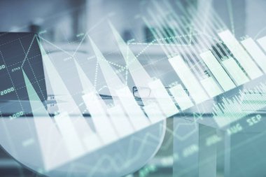 Finansal grafik çizimine ve ofis içi arka planına çifte maruz kalma. Borsa konsepti.
