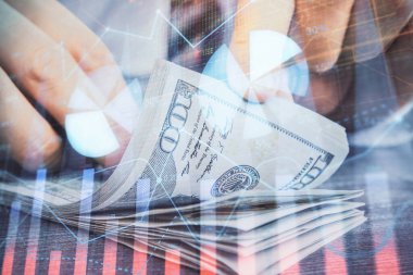 Forx grafiği, hologram, Amerikan dolarları ve insan eli çizimleri. Teknik Analiz kavramı.