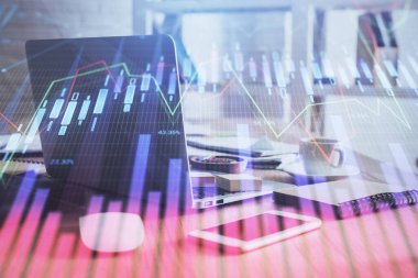 Eski pazar grafiği hologramı ve kişisel bilgisayar geçmişi. Çoklu maruz kalma. Yatırım kavramı.