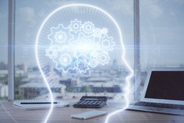 Bilgisayar ve insan beyin hologramıyla çalışma alanının çoklu açığı. Beyin fırtınası konsepti.